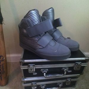 Vreemdeling Smeren Onverenigbaar Nike | Shoes | Mens 95 Nike Flystepper 2k3 | Poshmark